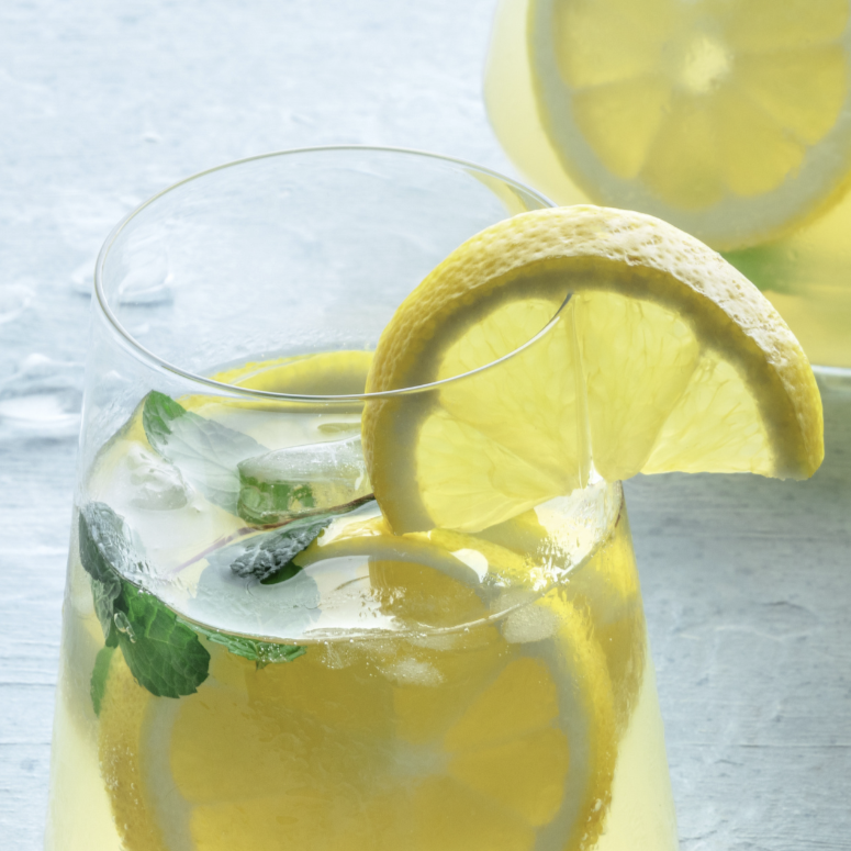 Zitrone, Cocktail, DIY, Limoncello, Sauer, Selbermachen, Spritz, Schnaps, homemade